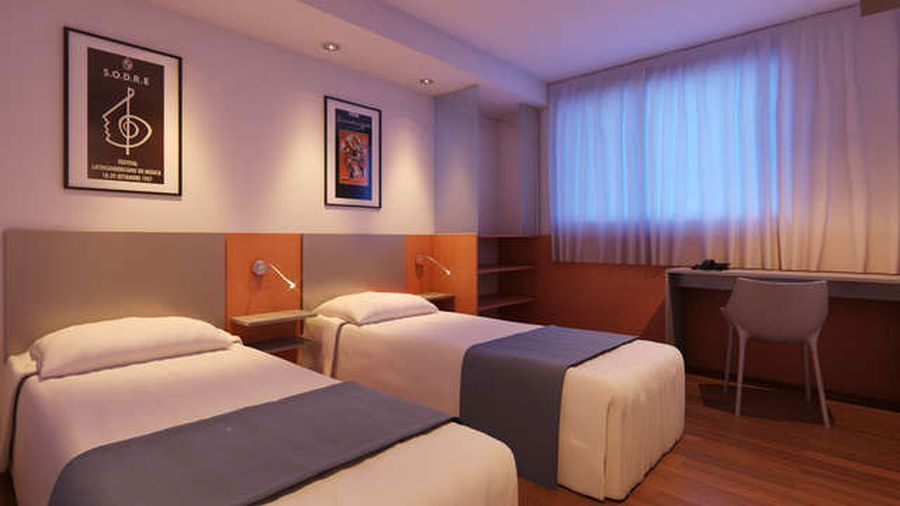 Hotel Orpheo Express Монтевидео Экстерьер фото